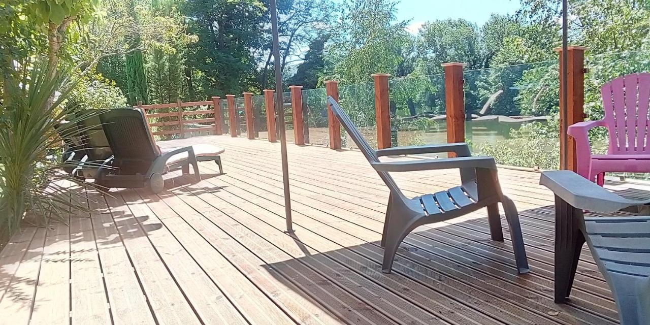 Liberlulle At La Brise Villa Puy-lʼÉvêque Екстериор снимка